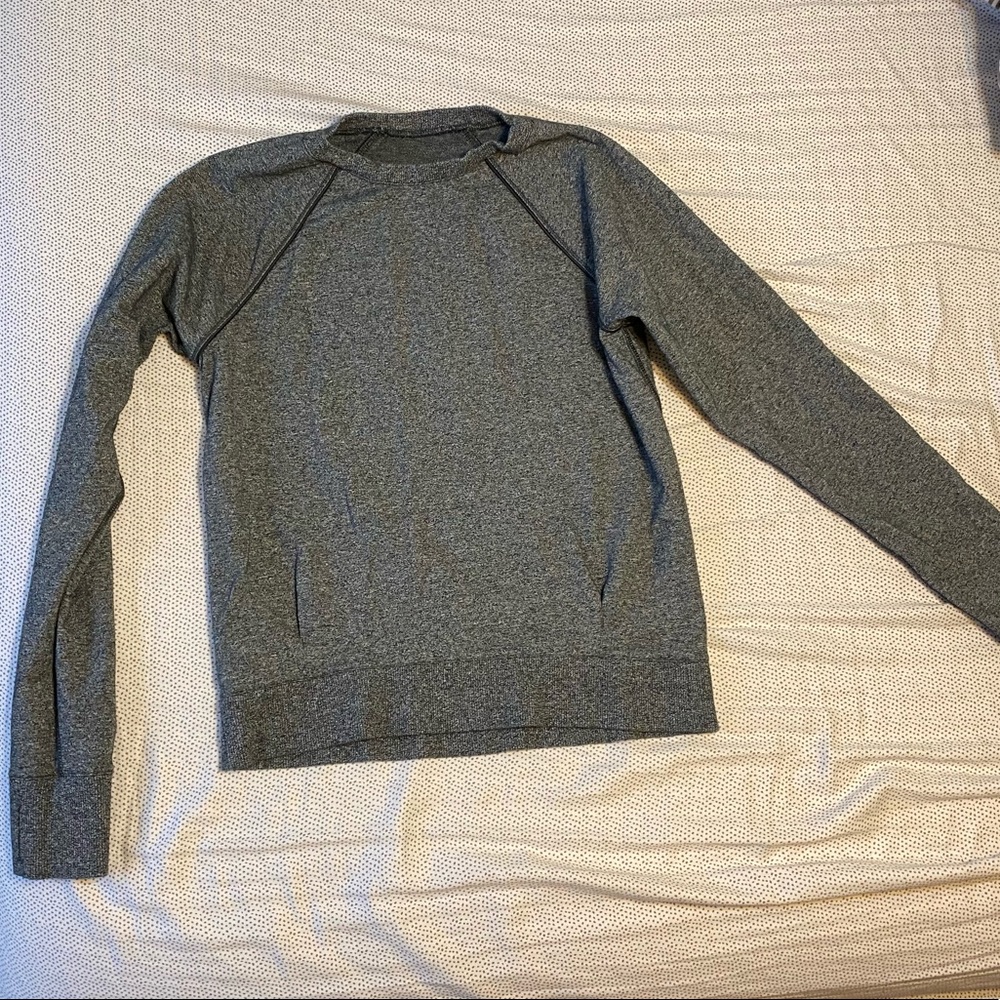 LULULEMON LIKE NEW Crew Pullover Sweatshirt